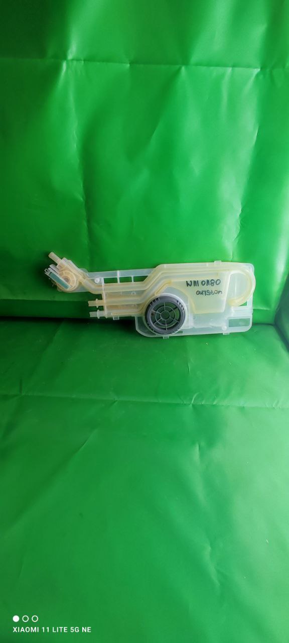 Теплообменник Ariston W11101180
