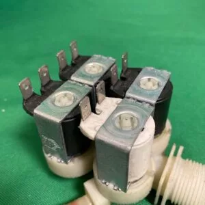 Клапан четверной Brandt 33890021 контакты