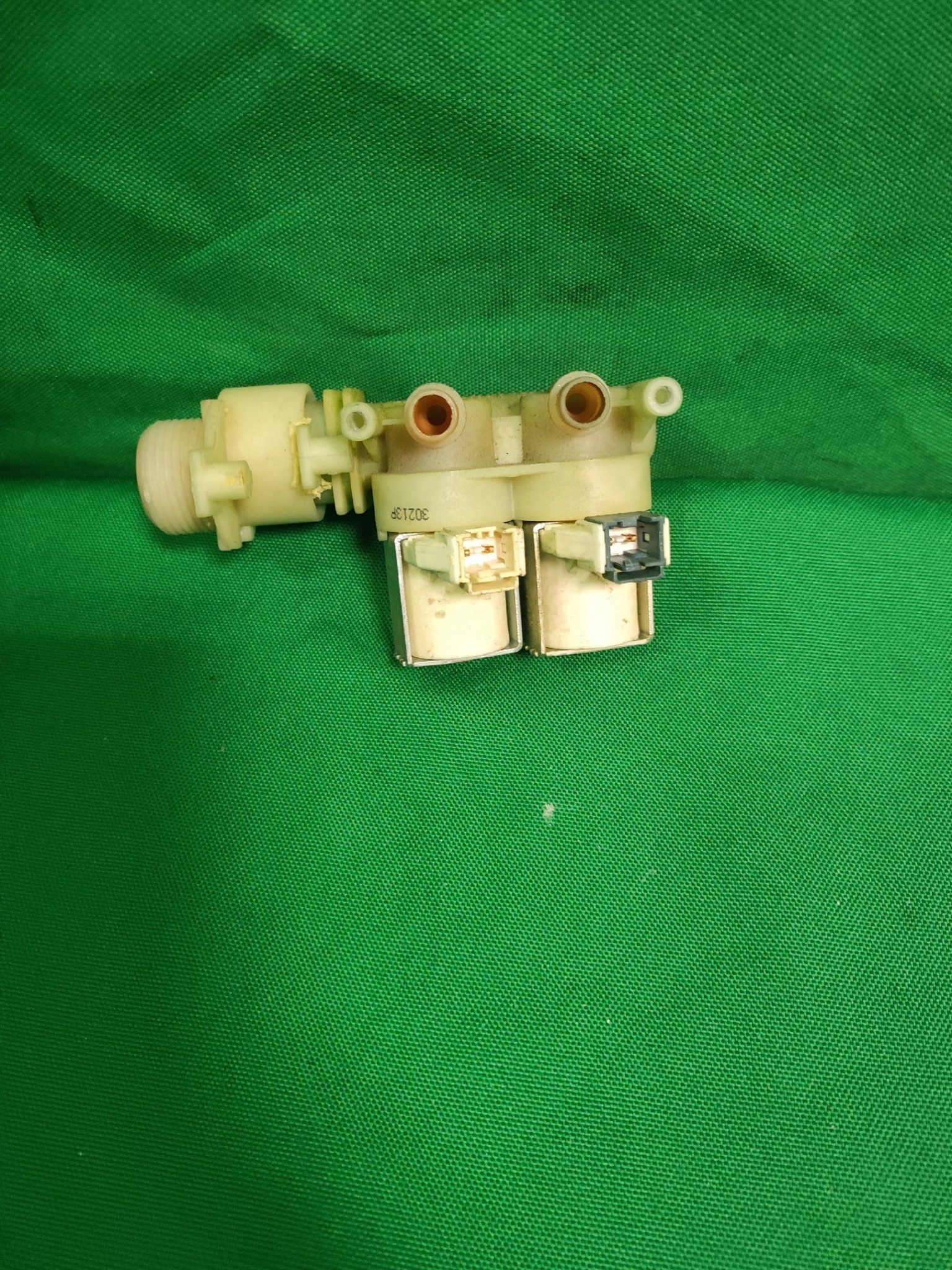 Клапан двойной Ariston 1600166780m3 с переходником микрофишка
