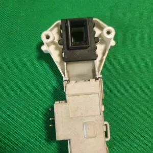 Замок люка (УБЛ) Ariston DA 003041