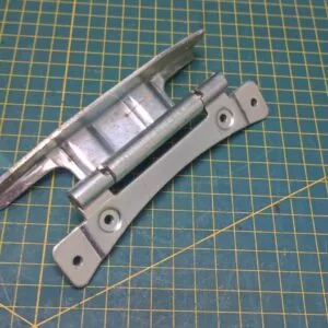 Петля люка Indesit C002855559 C00285560