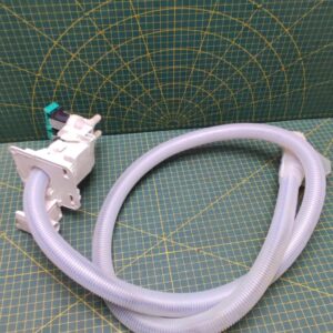 Шланг аквастопа с клапаном Bosch 8001035165 с геркон. +защелк. для см