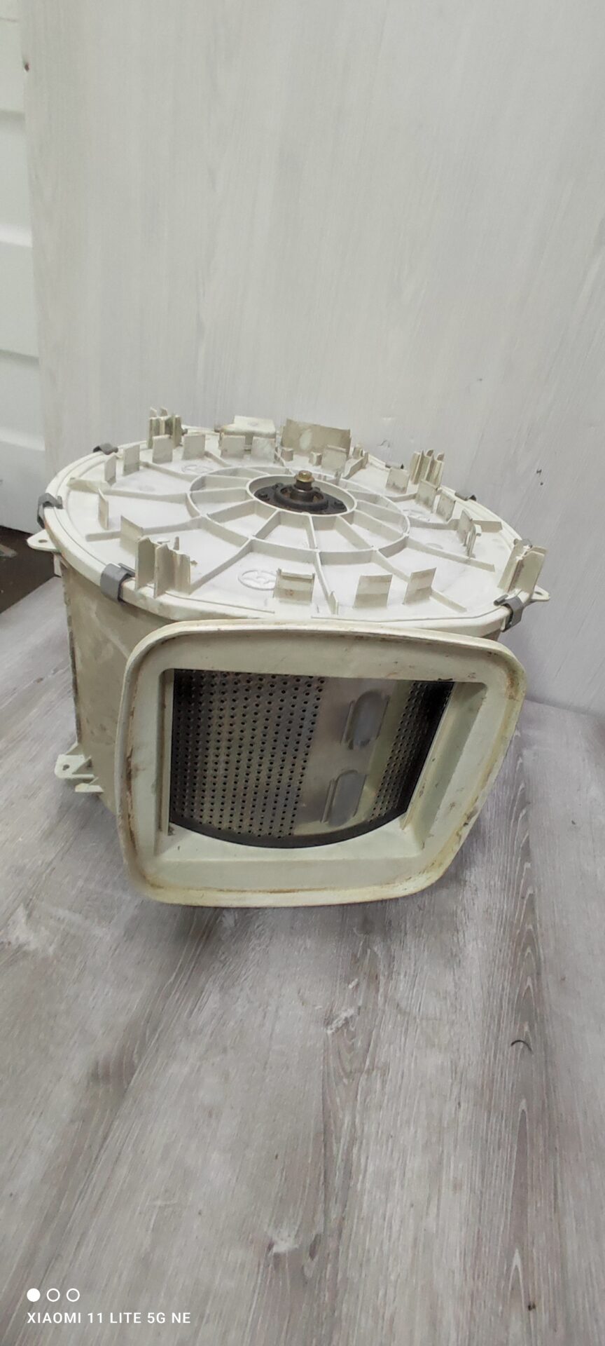 Бак Bosch A500012AA5 / A507210AB6 вертикальная загрузка Только самовывоз!