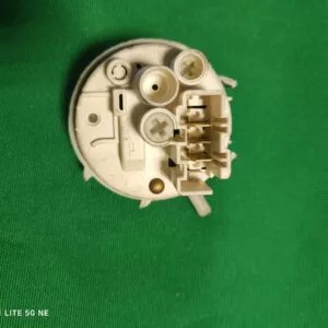 Прессостат Ariston 7650053 для пмм