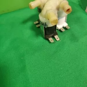 Клапан тройной Bosch 9000393901 контакты