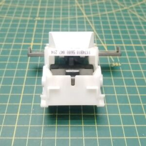 Замок дверцы люка Bosch 5600047214 к посудомоечной машине