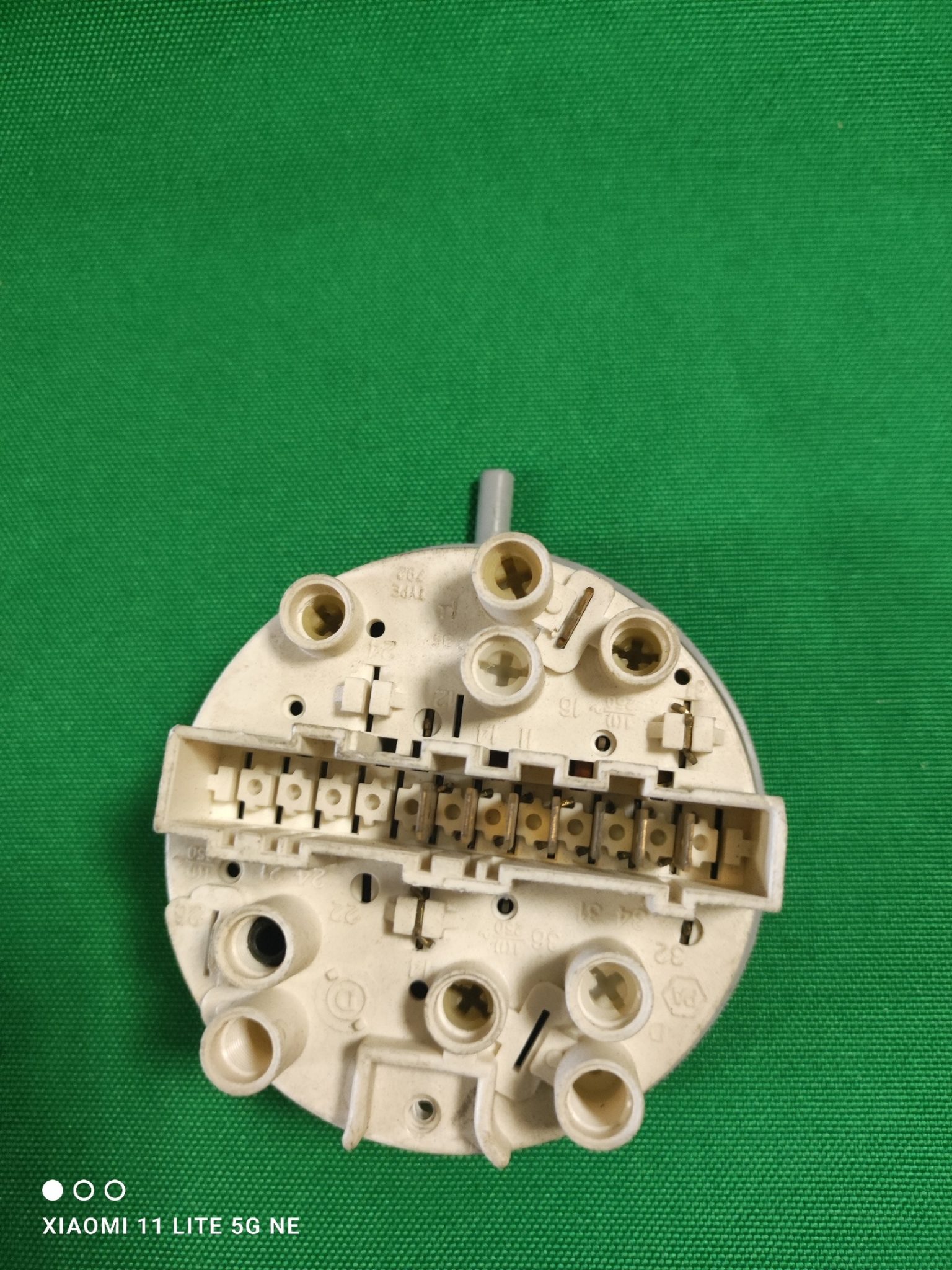 Прессостат Ariston 160008930.03