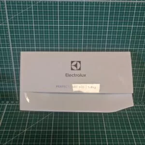 Панель порошкоприемника Electrolux A 04130807 черн.